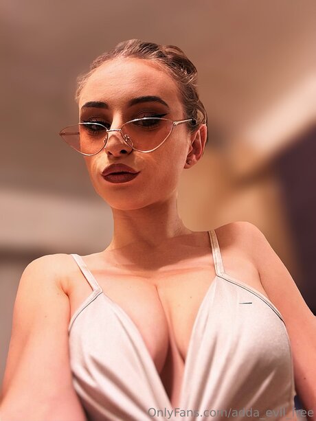 teacher milf onlyfans free picture