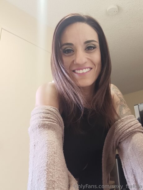 Sexy Frakita best actress pics