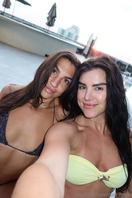 Hail Fitgirl pornstar nude images