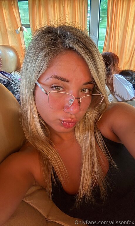 Alissonfox hot star pic