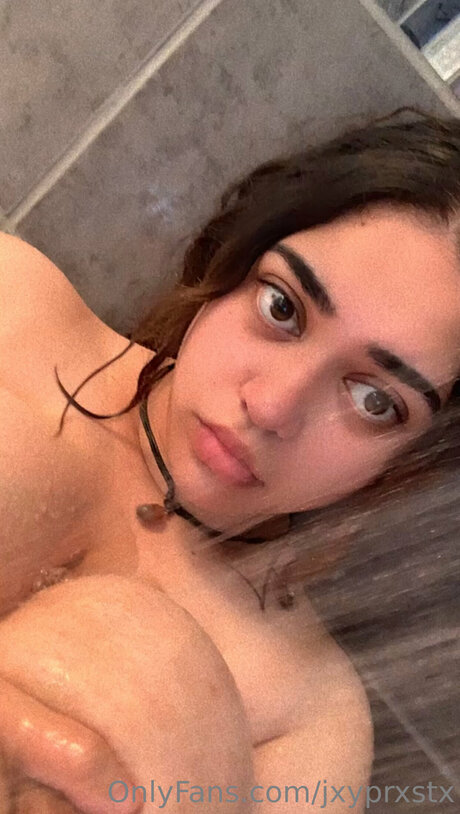 Bemyjxy hot model images