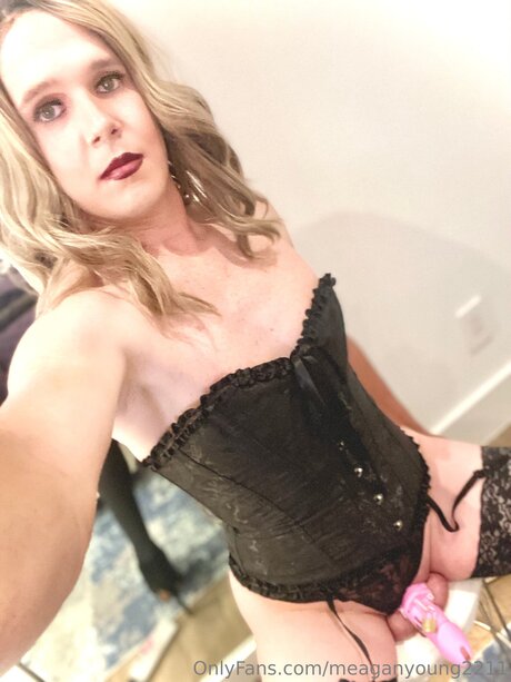 Meaganyoung2211 nudes pornstar image