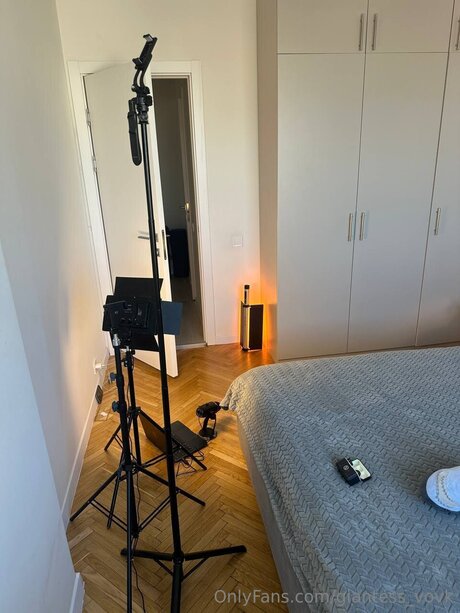 Giantess Vovk model art photos