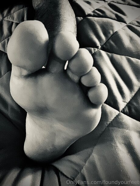 Foundyourfeet model adult archive
