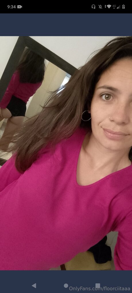 Floorciitaaa nudes model image