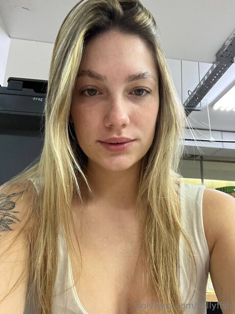 Kellyfish nude actress gallery