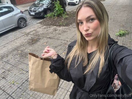 Kellyfish star porn archive