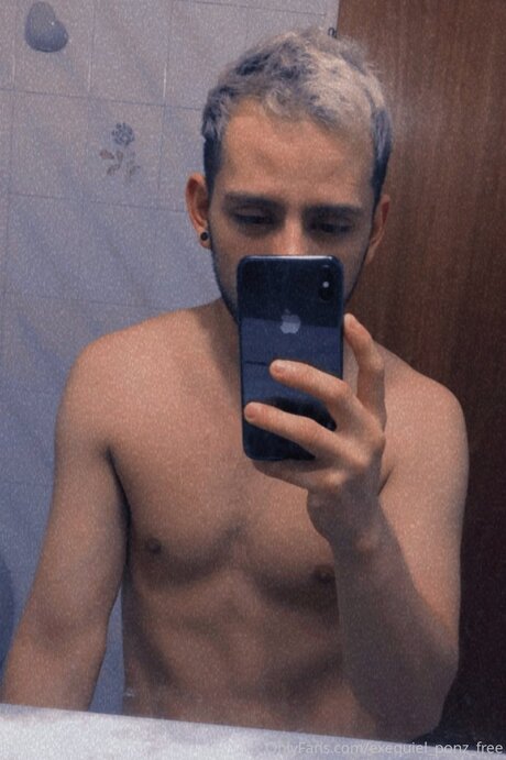 Exequiel Ponz Free star hd pic
