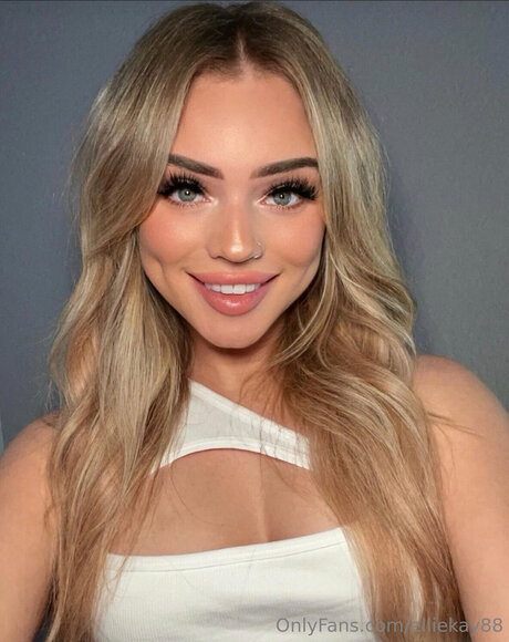 Xo Ellie beautiful star image