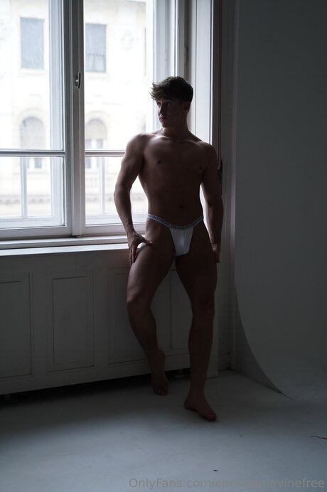 Christianlevine Straight sex model gallery