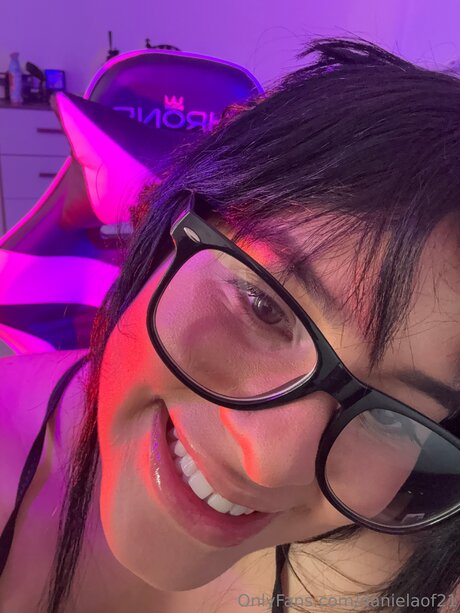 Danielaof21 model beautiful img