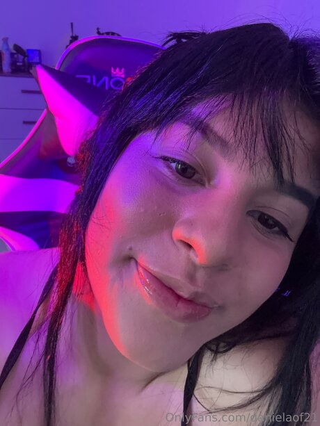 Danielaof21 star erotic gallery