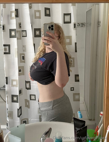 Urfavegirluwu model hd photos