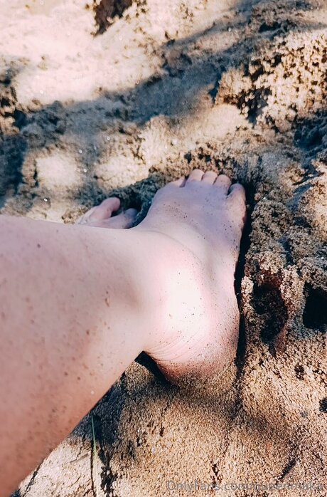 Queenmaka free model images