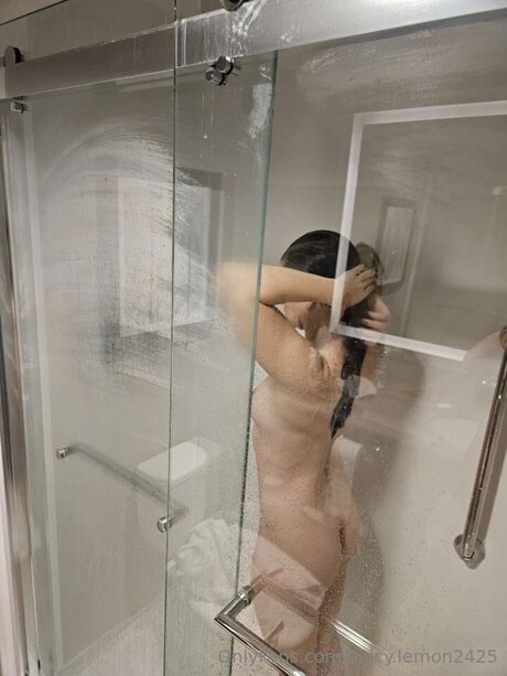 Spicy Lemon2425 high quality actress pics