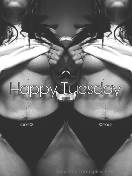 Spicy Lemon2425 adult star galleries