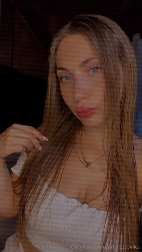 Onlycutevika best model pic