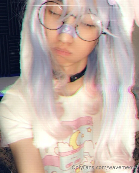 Wavemeow beautiful actress image