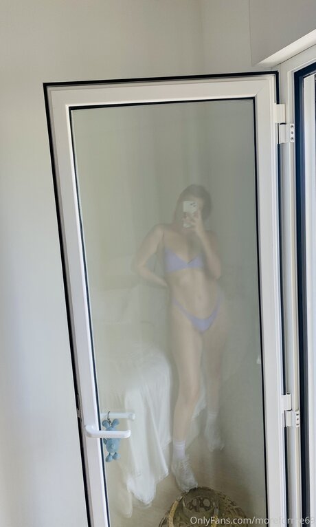 Moreforme69 nudes model photo