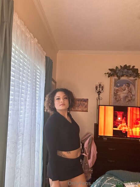 Annabellebooo pornstar nude photos