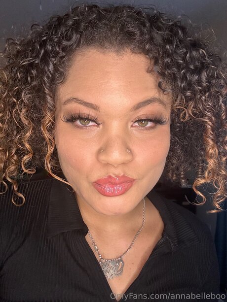 Annabellebooo pornstar hd image