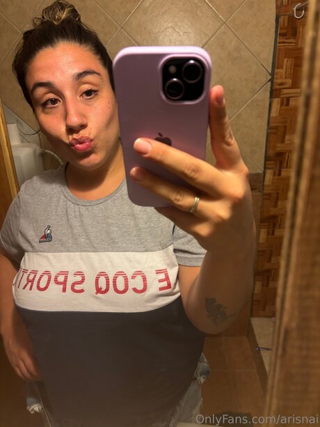 Arisnai naked actress pic