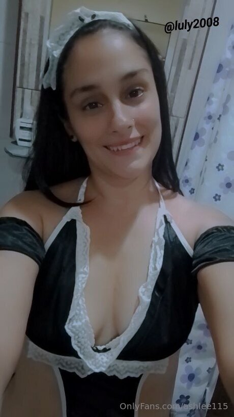 Ashlee115 exclusive star pics