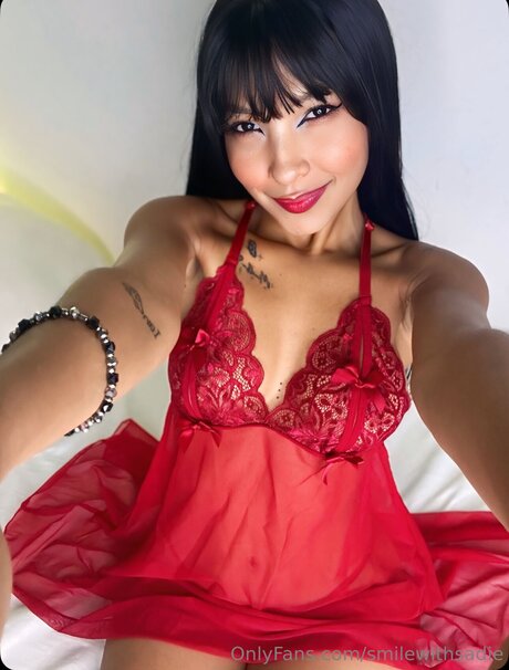 Smilewithsadie beautiful actress img