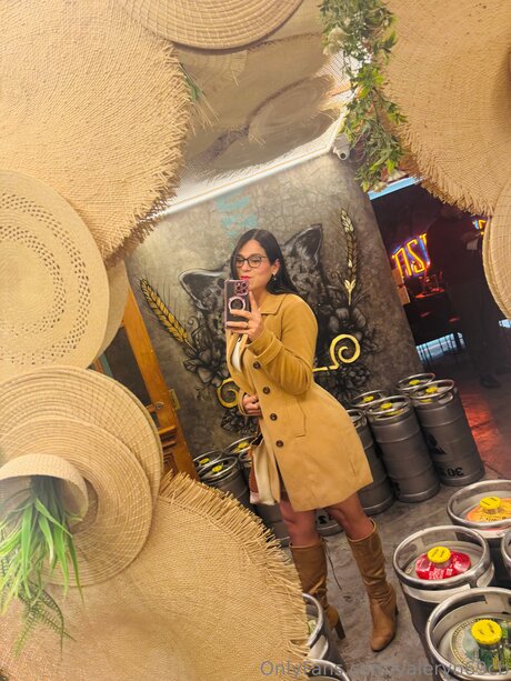 Valeryn69cb sex pornstar gallery