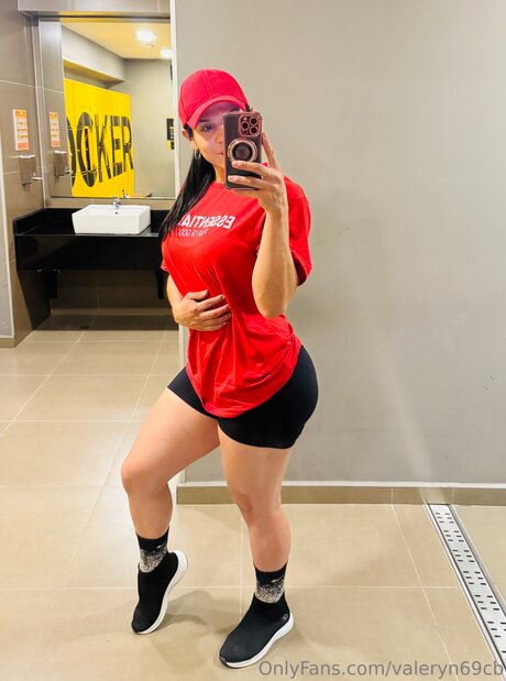 Valeryn69cb exclusive pornstar archive