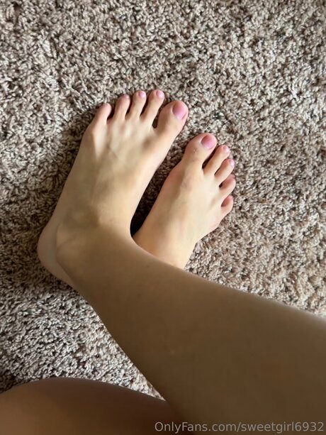 Sweetgirl6932 model pics