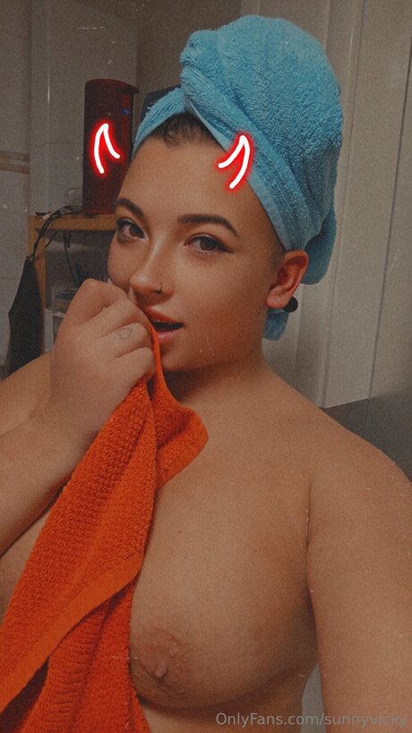 Sunnyvicky exclusive actress images