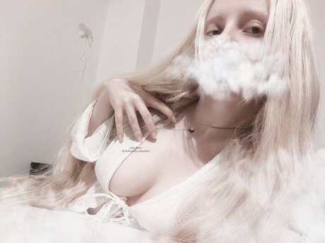 Infinitely Sensitive top actress photos