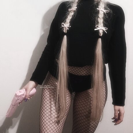 Infinitely Sensitive star nice galleries