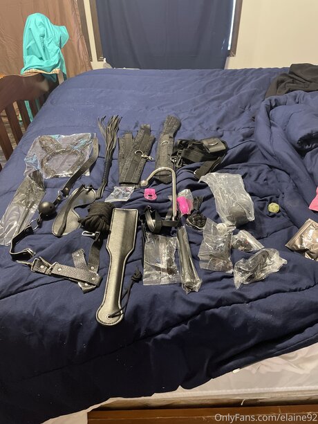 Countrygirl9092 nude model galleries