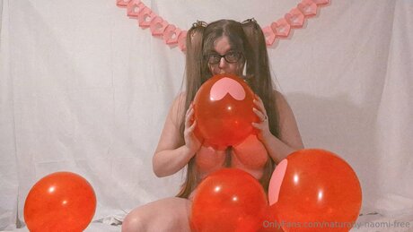 Naturally Naomi Free free model image