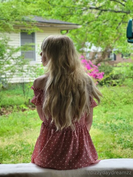 Dizzydaydreamzz art pornstar pictures