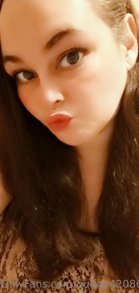 Curlytop1015 model hd images