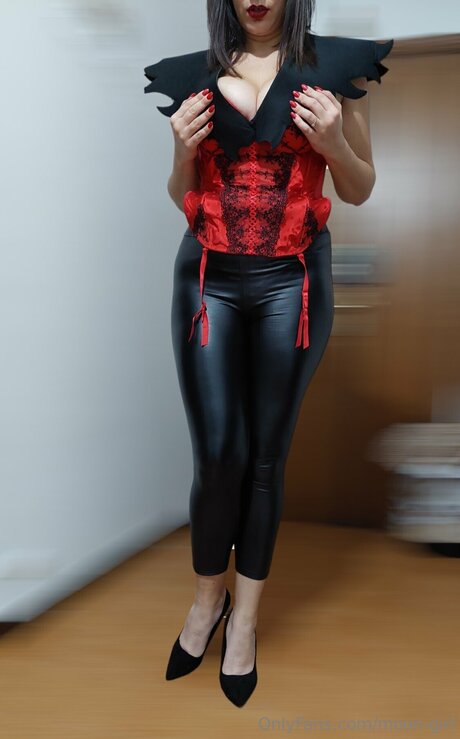 blonde muscle onlyfans free images