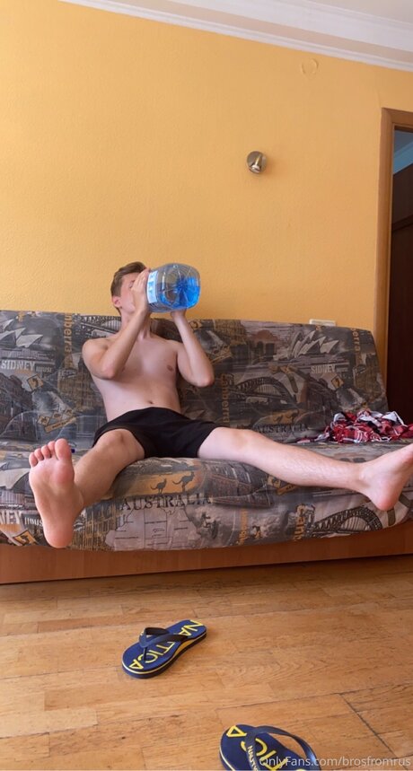 Brosfromrus pornstar erotic picture