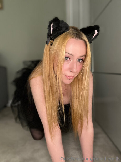 Melodiemills pornstar art photos