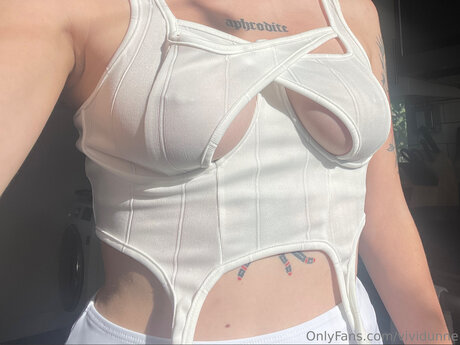 Vividunne pornstar free photo