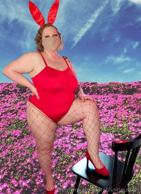 Sarahlusciousfree adult actress photo