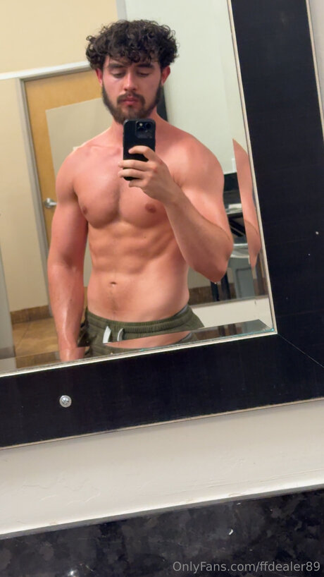 Ffdealer89 adult model picture