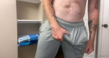 Thehooligan15 exclusive model img