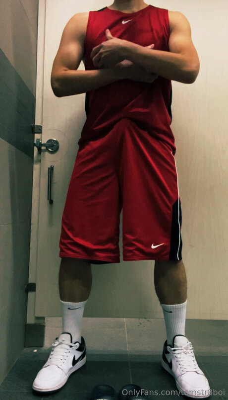 Tomstr8boi pornstar exclusive galleries