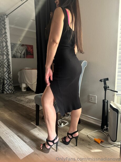 Missnadianova pretty model photos