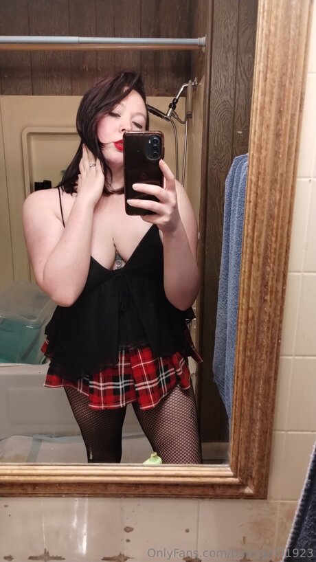 Babygirl01923 art model galleries