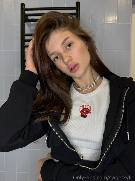 Kylie Oftv model hot galleries