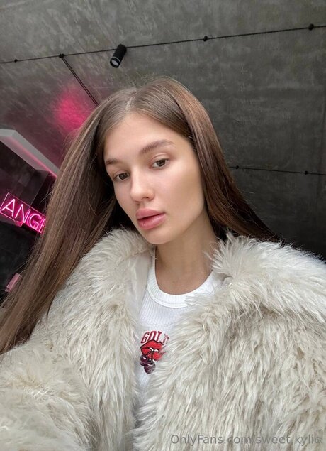 Kylie Oftv sex actress pics